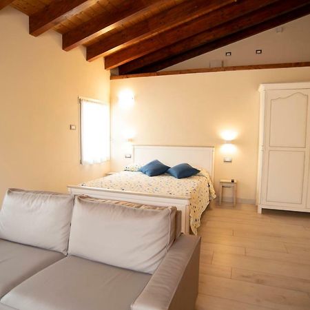 B&B La Torretta リオルナート エクステリア 写真